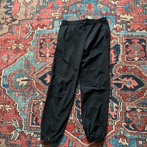 Lululemon Essential Affinity Jogger ventilate Mesh Black